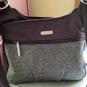 Baggallini crossbody anti-theft travel purse
